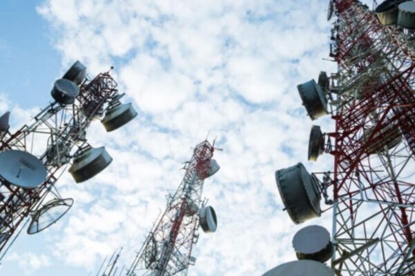 Robotic Voices Hijack Calls to Iran: AI Interference Disrupts Communication Telecom Towers