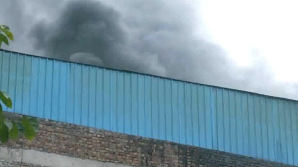 massive fire broke out last evening at a factory
