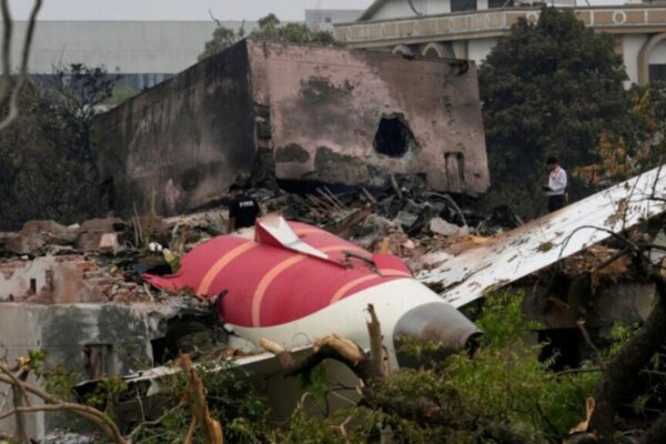 Air India Captain’s Fuel Cut-Off Sparks Investigation into Flight 171 Crash Air India Investigation