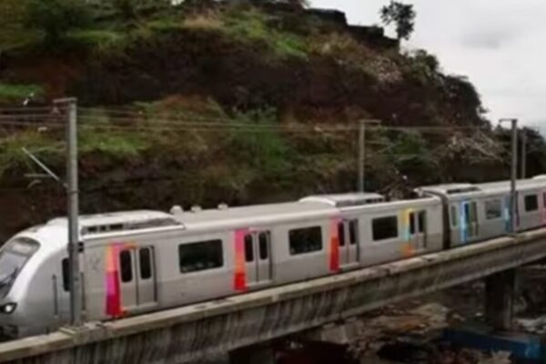 Thane Metro Train
